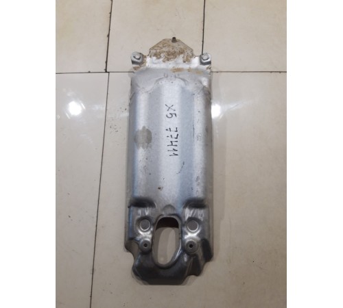 Пыльник двигателя