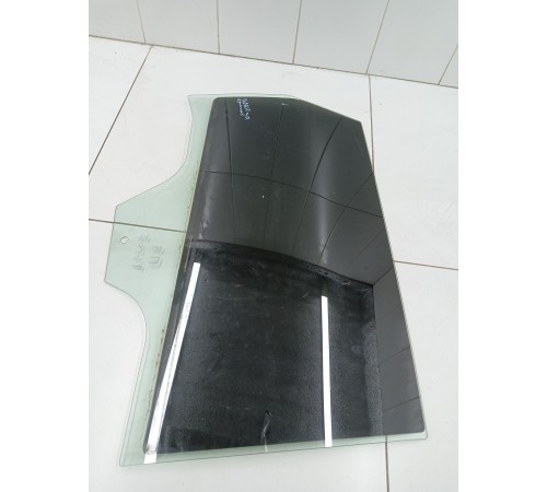 Стекло двери заднее правое