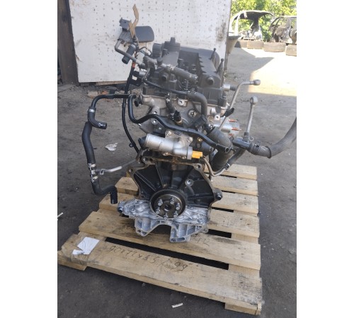 Двигатель в сборе