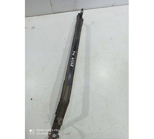 Крепление топливного бака