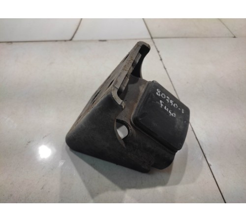 Отбойник задней рессоры(задний левый)