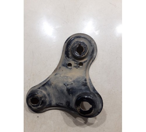 Кронштейн(крепление) переднего подрамника правый