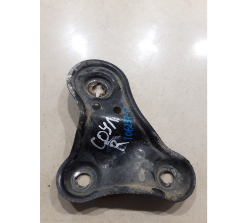 Кронштейн(крепление) переднего подрамника правый