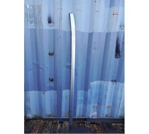 Рейлинг крыши левый