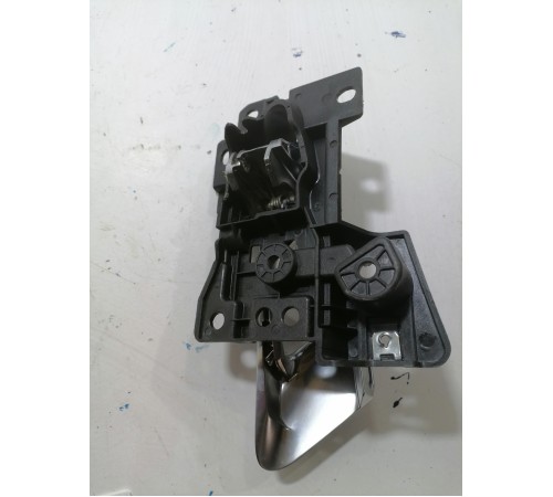 Ручка передняя левая 