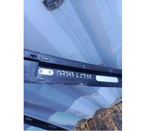 Рейлинг крыши левый