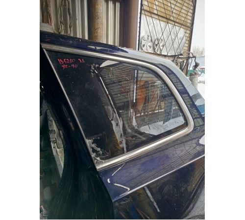 Глухое стекло заднее левое