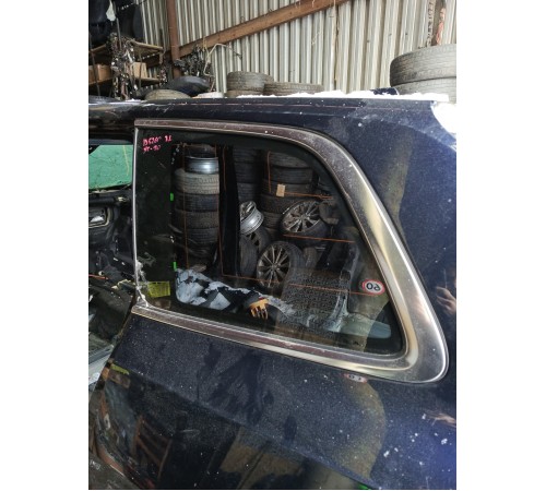 Глухое стекло заднее левое