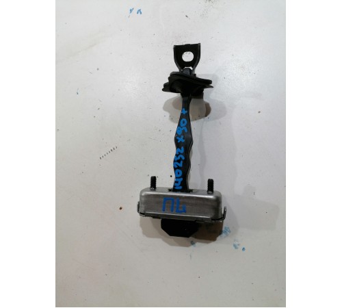 Ограничитель двери передний левый