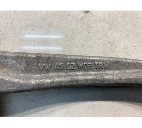 Рычаг подвески (задний, правый, верхний)