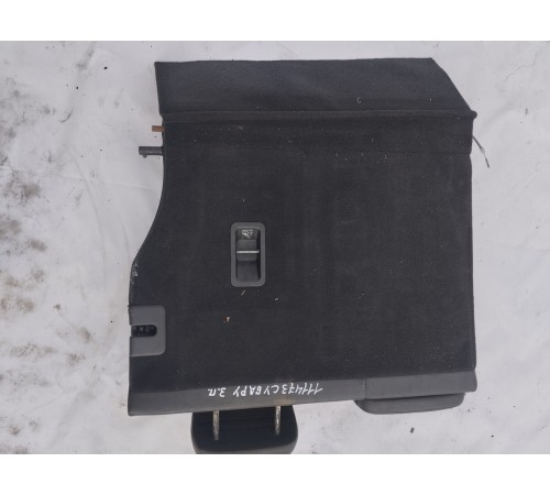 Спинка заднего сиденья правая с подлокотником