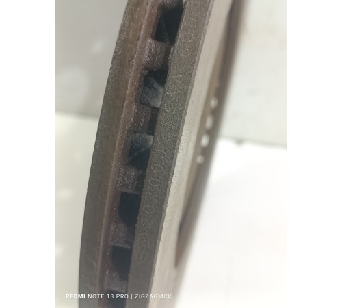 Диск тормозной передний 