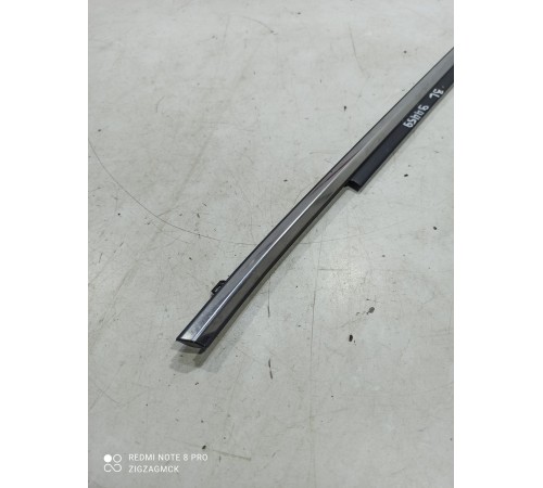 Уплотнитель стекла (задний левый наружный)