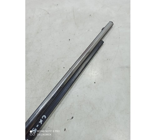 Уплотнитель стекла (задний левый наружный)