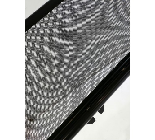 Шторка багажника