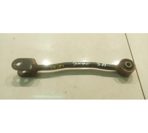 Рычаг подвески (задний, правый)