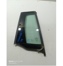 Стекло , форточка задней правой двери