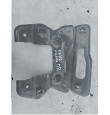 Кронштейн (крепление) переднего бампера правый