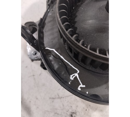 Моторчик отопителя (печки)