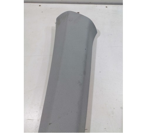 Обшивка стойки лобового стекла левая