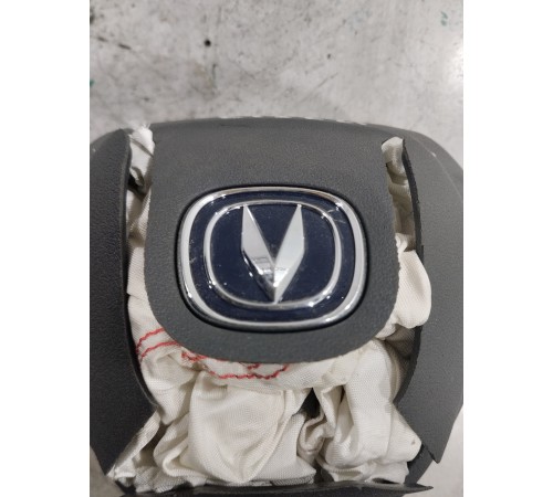 Подушка безопасности водителя