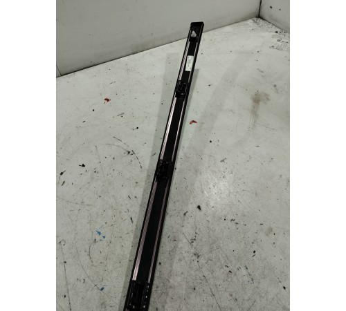 Молдинг крыши(правый)