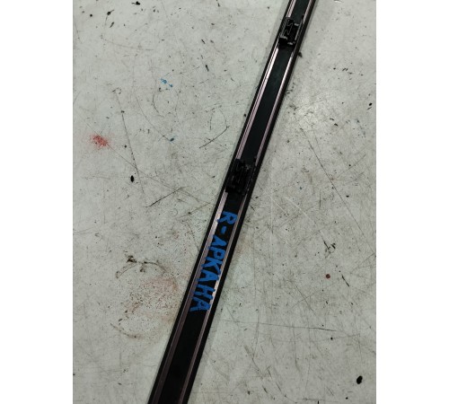 Молдинг крыши(правый)