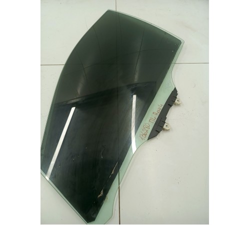 Стекло Переднее левое