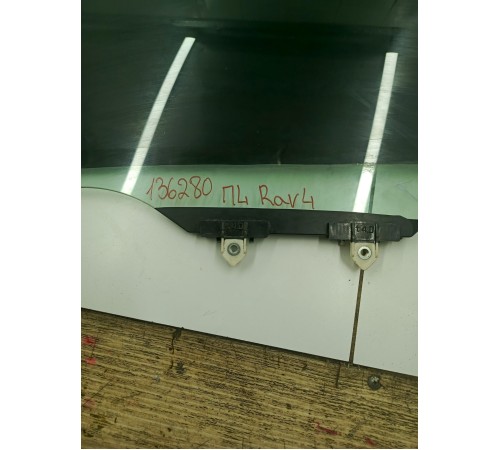 Стекло Переднее левое