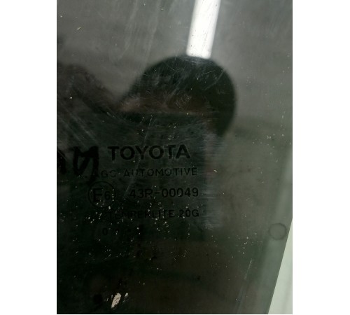 Стекло Переднее левое