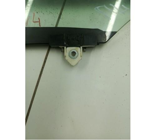 Стекло Переднее левое