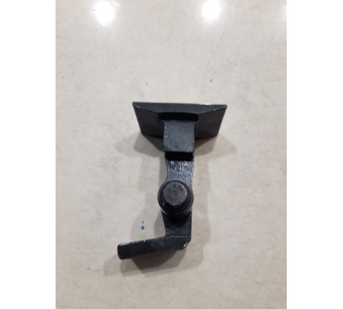 Петля двери(задняя левая верхняя)