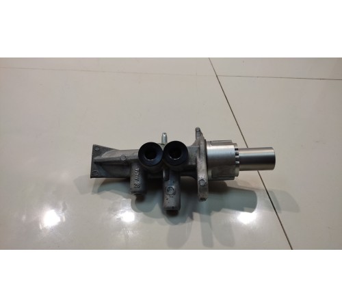 Главный тормозной цилиндр