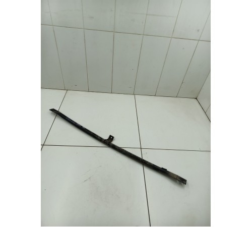 Растяжка кузова подкапотная