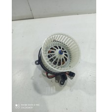 Моторчик отопителя (печки)