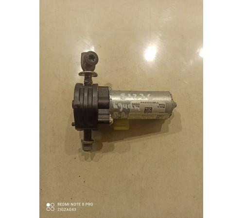 Моторчик регулировки сиденья(передний левый)