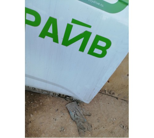 Дверь передняя правая