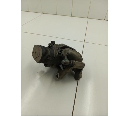 Суппорт задний левый