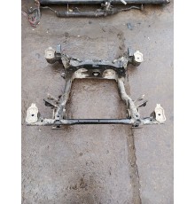 Подрамник передний