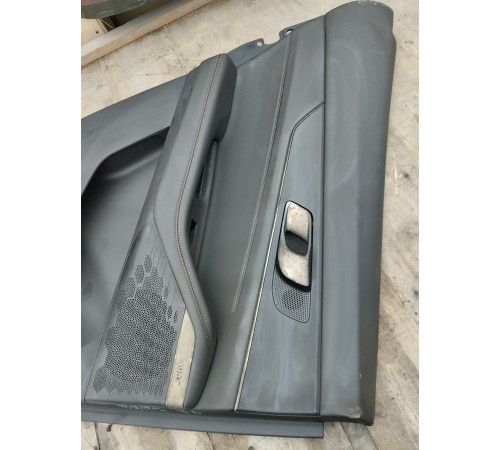 Обшивка двери задняя левая