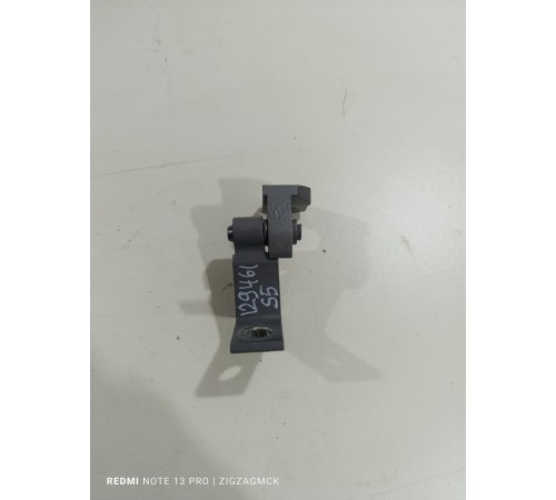 Петля двери передняя правая верхняя