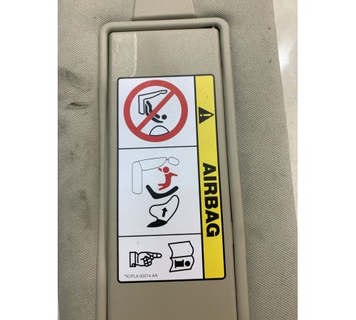 Солнцезащитный козырек (правый)