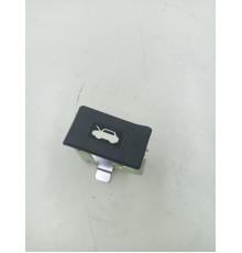 Ручка открывания капота