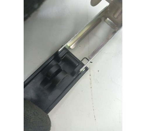 Ручка открывания капота