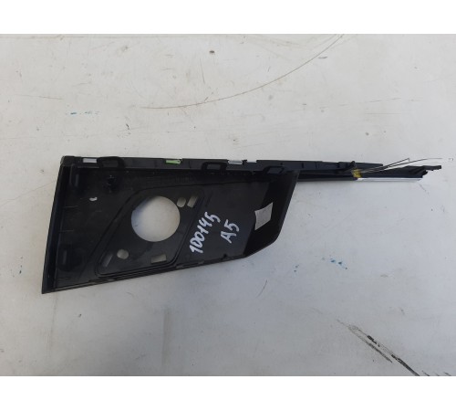 Накладка обшивки двери