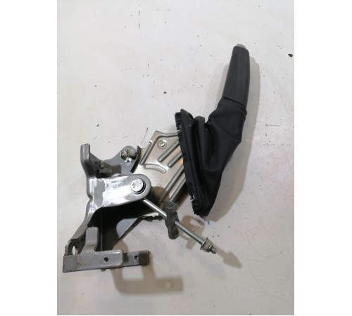 Рычаг стояночного тормоза