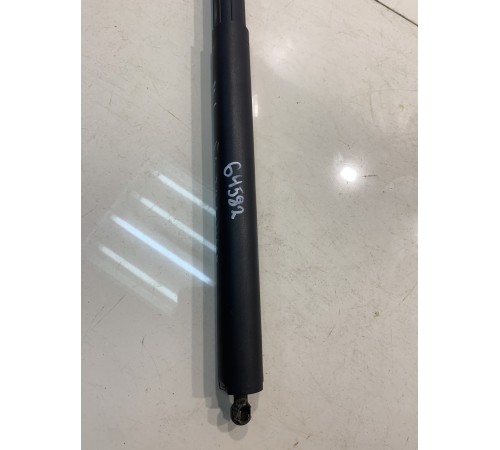 Амортизатор багажника