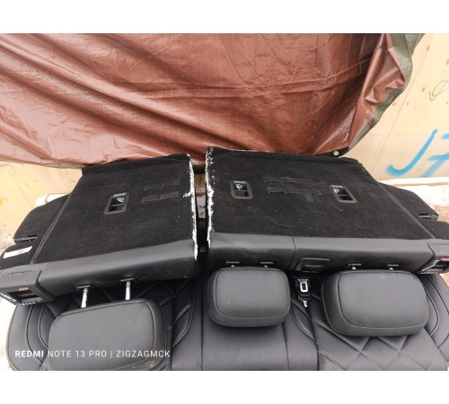 Задний ряд сидений