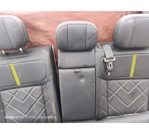 Задний ряд сидений