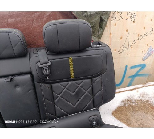 Задний ряд сидений